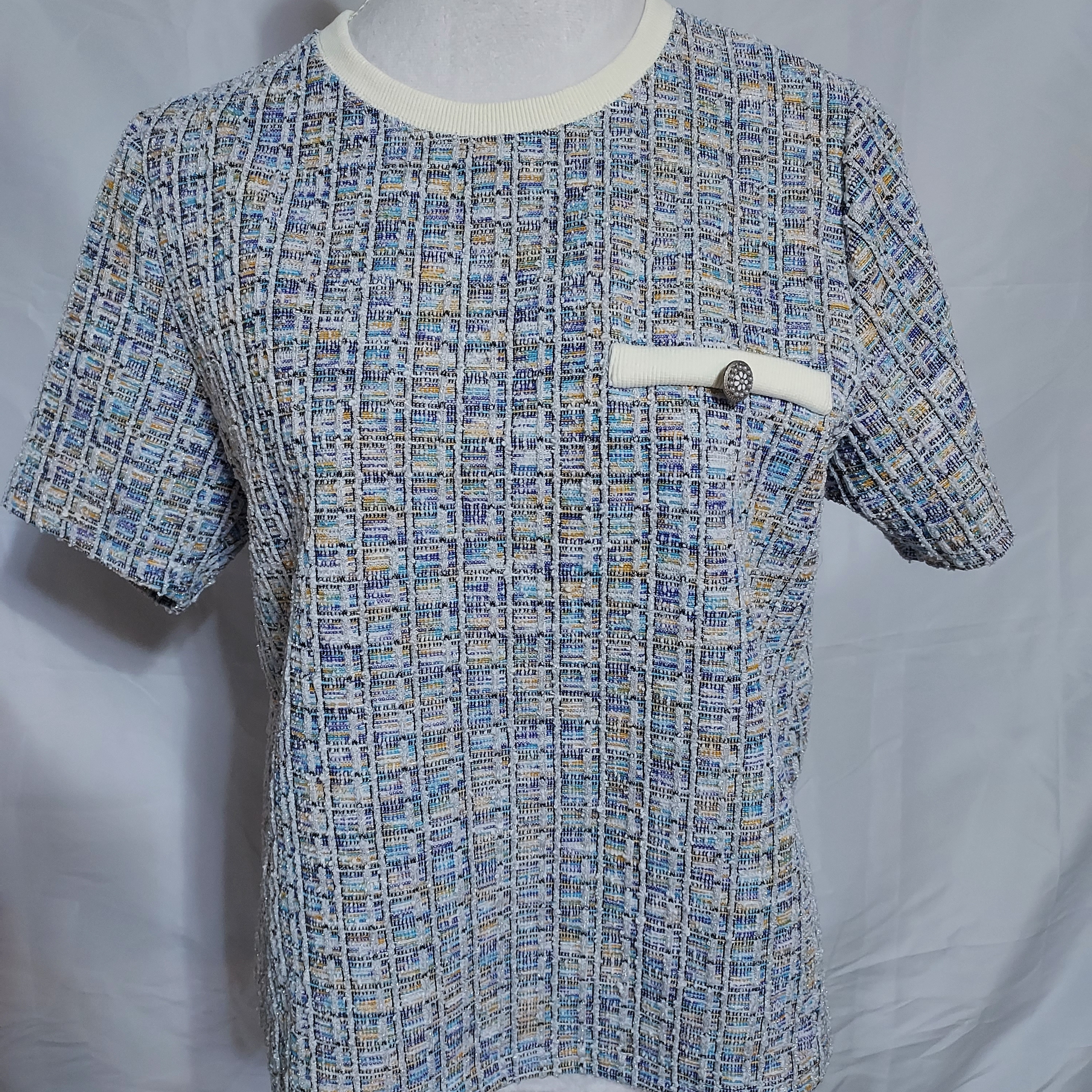 Chic Textured Short Sleeve Tee With Buttoned Pocket